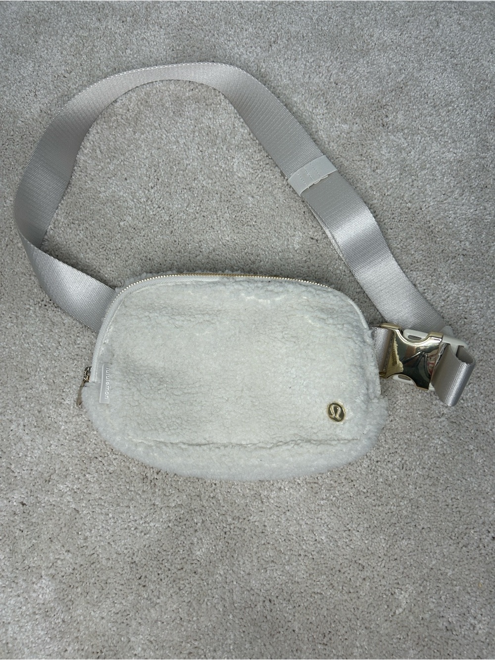 Lululemon Everywhere Belt Bag 1L Fleece